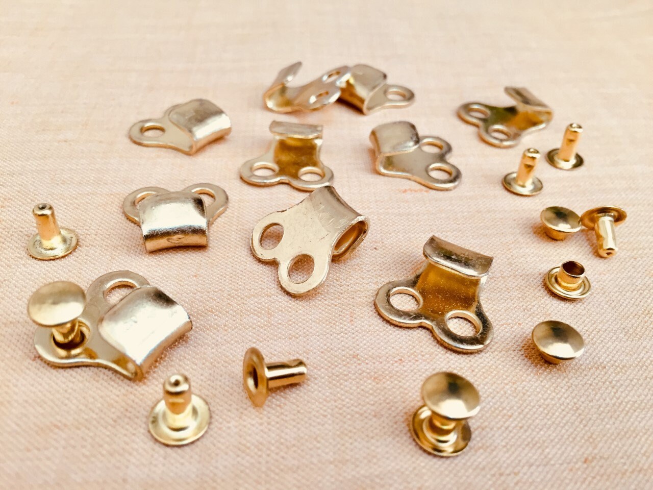 Boots Shoes Lace,50Pieces With Rivet Size:(33/8-8mm) Leather Work Button Parts Boots Eyelets Hook Buckles Strong Solid Gold Metal