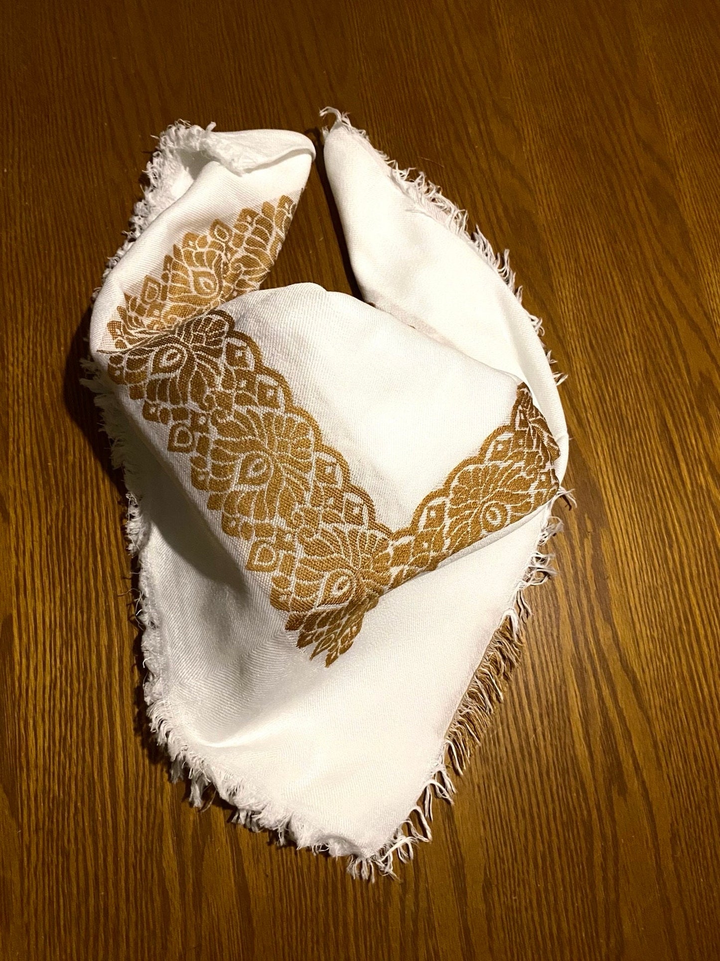 White Unique Scarf, Gold Line Woven Stitched Not Printed, Desert Bandana Kofya, Arab Tradition OldStyle Vintage dress, Hatta Shemagh Keffiye