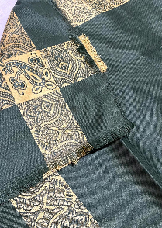 Green Gold Line Unique Scarf, Woven,Desert Bandana Kofya, Arab Keffiyeh OldStyle Vintage dress, Hatta Shemagh Kuffyieh Scarf, Mixed Colours