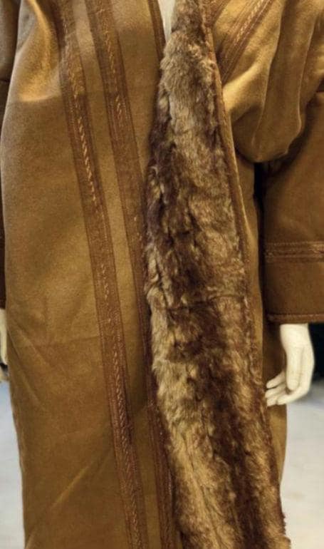 Fur Farwa Winter Coat Unique Arab Style, Warm and Heavy, Bisht Unisex Clothing, Vintage Traditional Western Dress, Baige Brown ALBAIK
