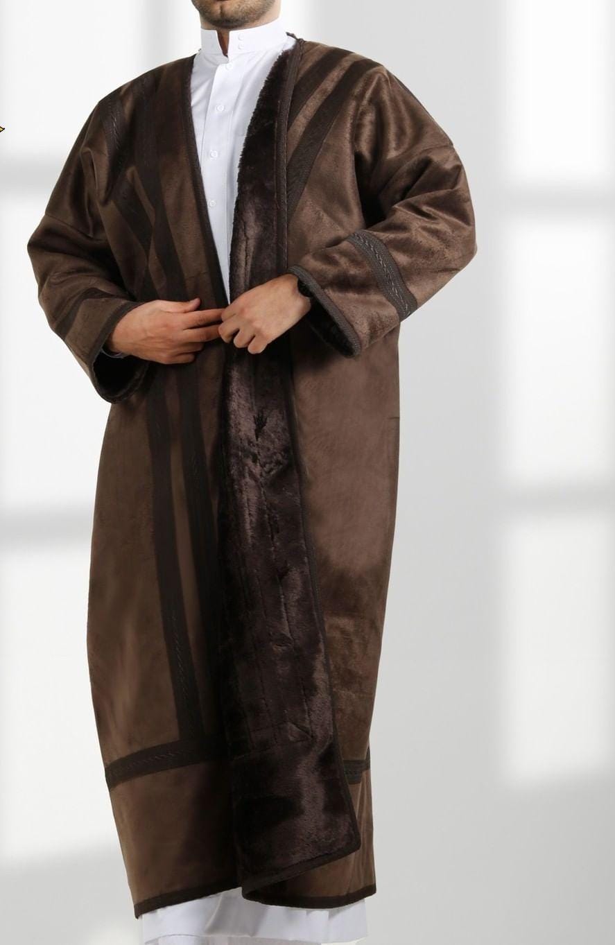 Black Farwa Bisht Coat, Unique Fur, Arab Style Winter Coat, Warm and Heavy, Unisex Clothing, Vintage Traditional Western Pattern, Elegance