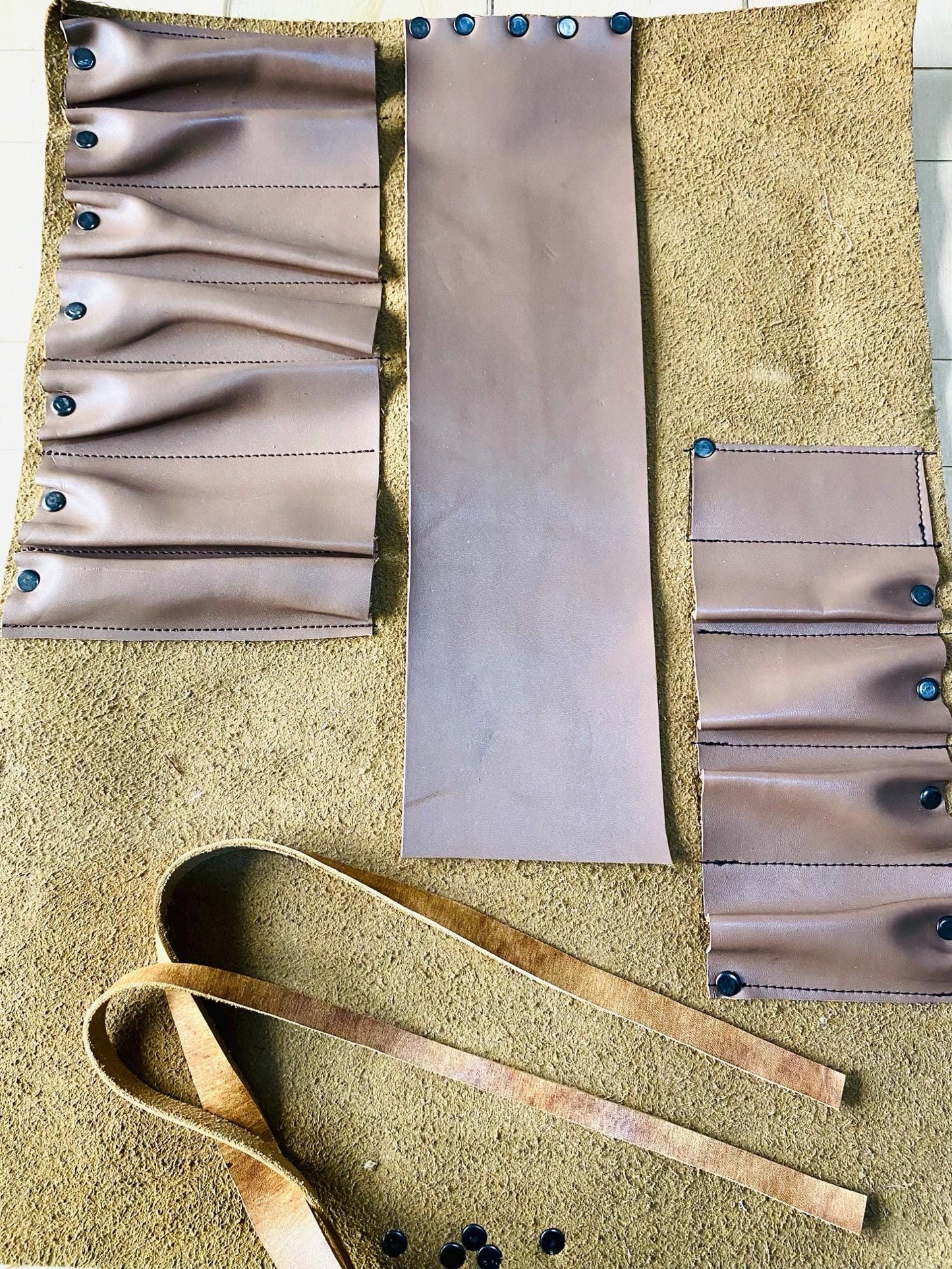 12 Slots, knife roll, synthetic leather , Belt Genuine Leather, 100% Hand made , brown Beige colour tan belt colour 53cmX39cm