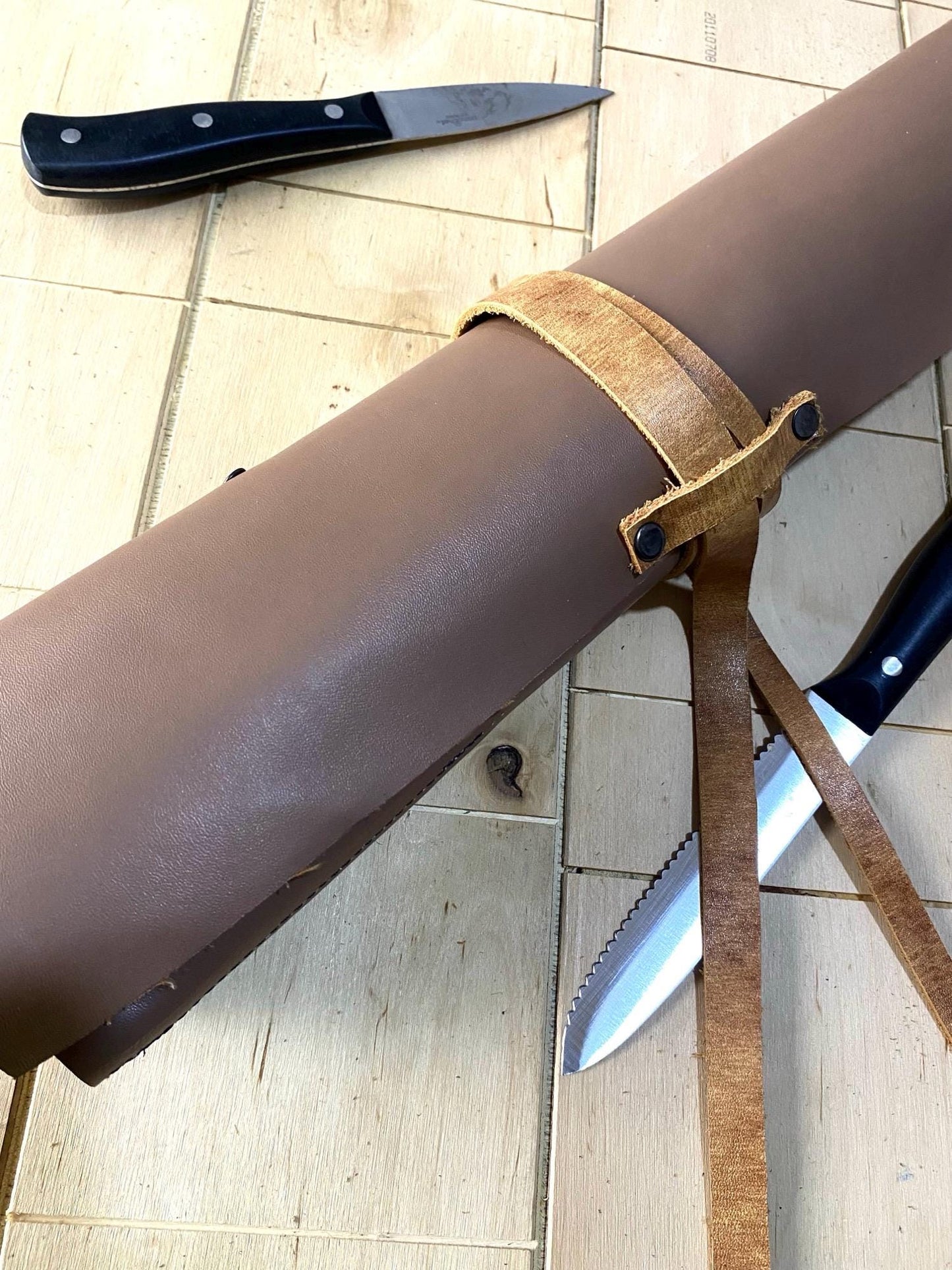 12 Slots, knife roll, synthetic leather , Belt Genuine Leather, 100% Hand made , brown Beige colour tan belt colour 53cmX39cm