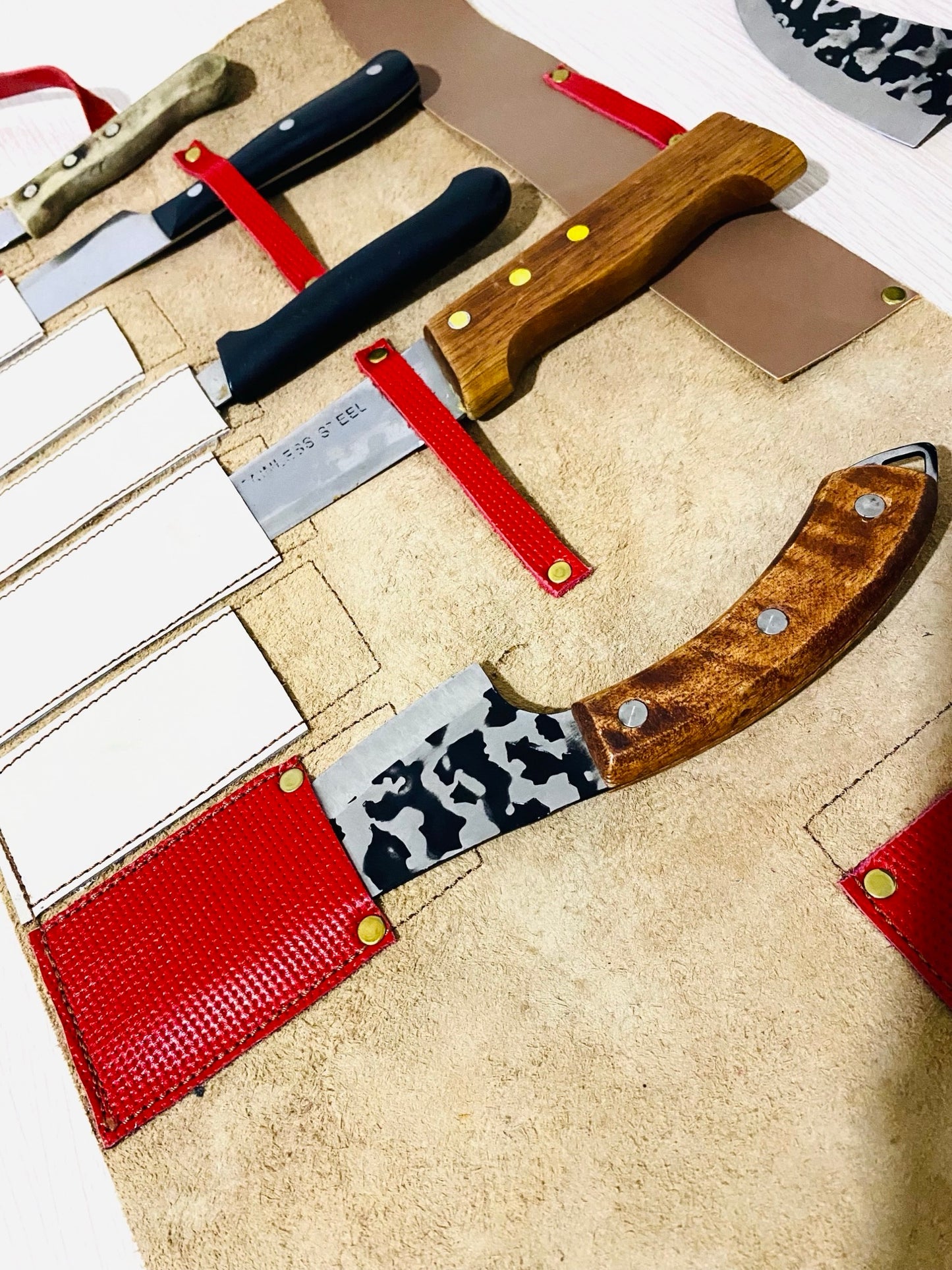 Knife Roll, 8 Slots Chef bag, Cow Genuine Leather Knives Roll, Tools Chefs Gift Kitchen Supply, Strong,Mixed Beige Red Colour Size 32cmX48cm