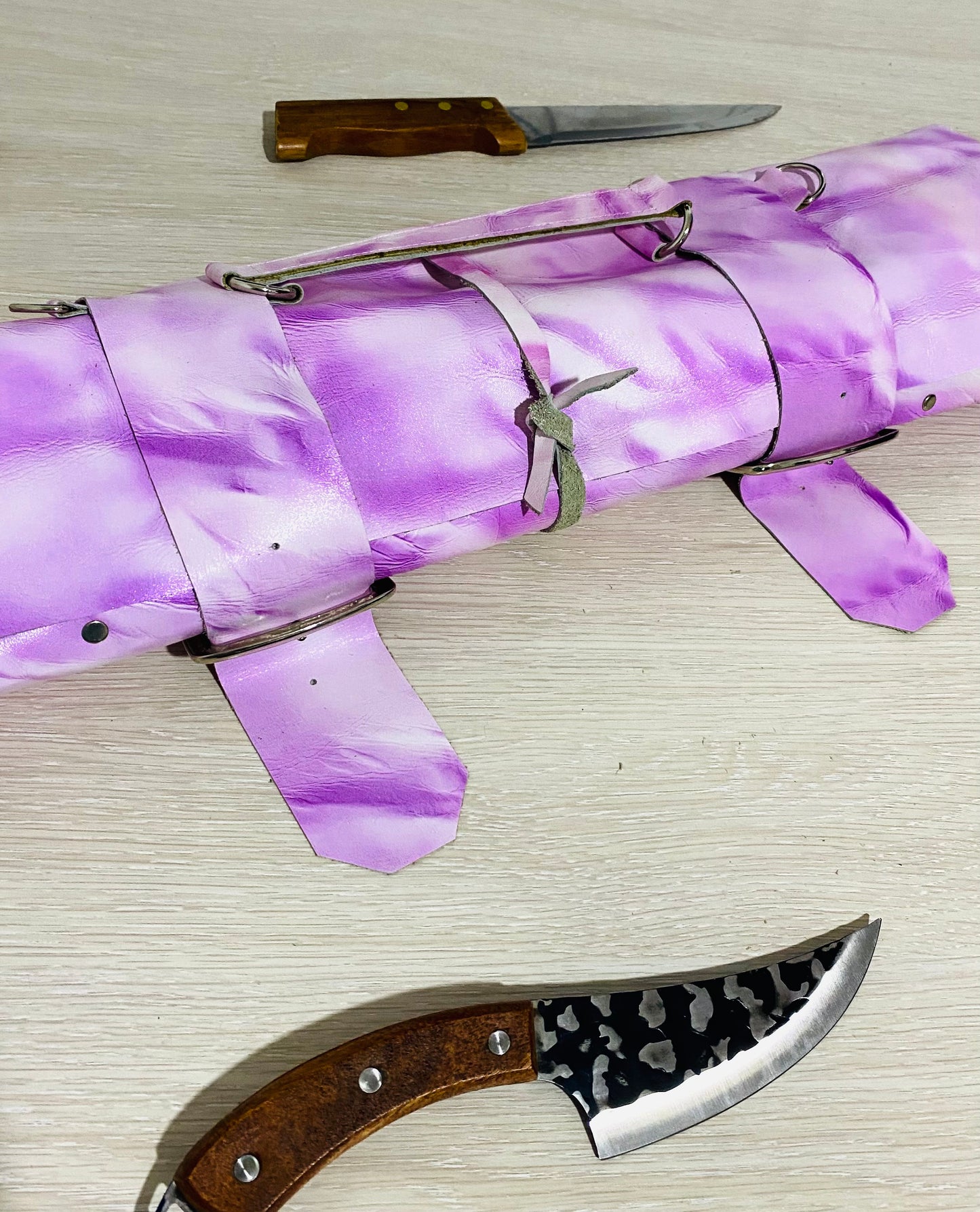 16 Slots Pink Knife Roll, Handmade Chefs bag, Cow Genuine Leather Knives Roll Holder Bag Gift Kitchen Supply