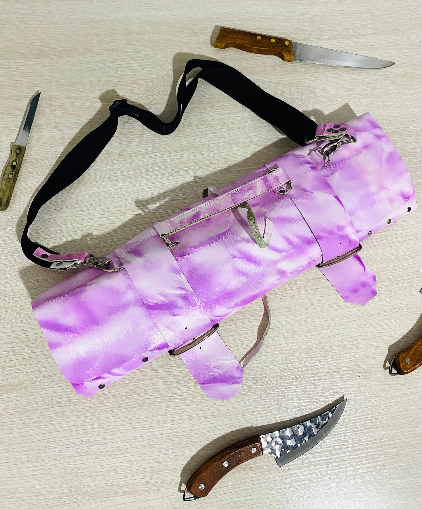 16 Slots Pink Knife Roll, Handmade Chefs bag, Cow Genuine Leather Knives Roll Holder Bag Gift Kitchen Supply