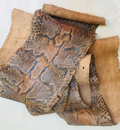 Snake Genuine Leather , natural Crafted uses , Craft supply , Real Leather , Vintage Desert Snake , Upholstery Supply, size about 280cm