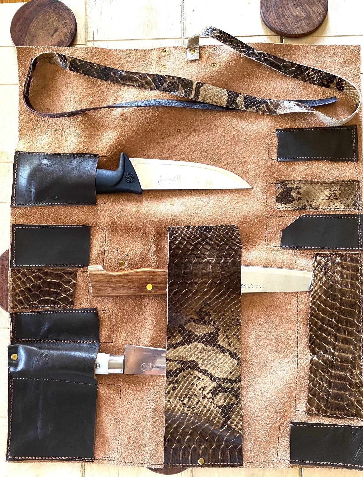 11 Slots Knife Roll, Chef bag, Cow Genuine Leather Knives Roll, Tools Chefs Gift Kitchen Supply, Snake Baige Brown colour Size 41cmX50cm