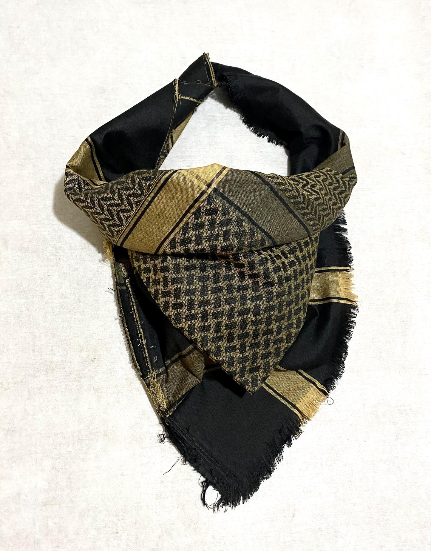 Unique Sahara Scarf desert Arab Bandana face Cover, Headwear Mask vintage dress Hatta Shemagh Keffyieh Kofya, Mixed Beige Black