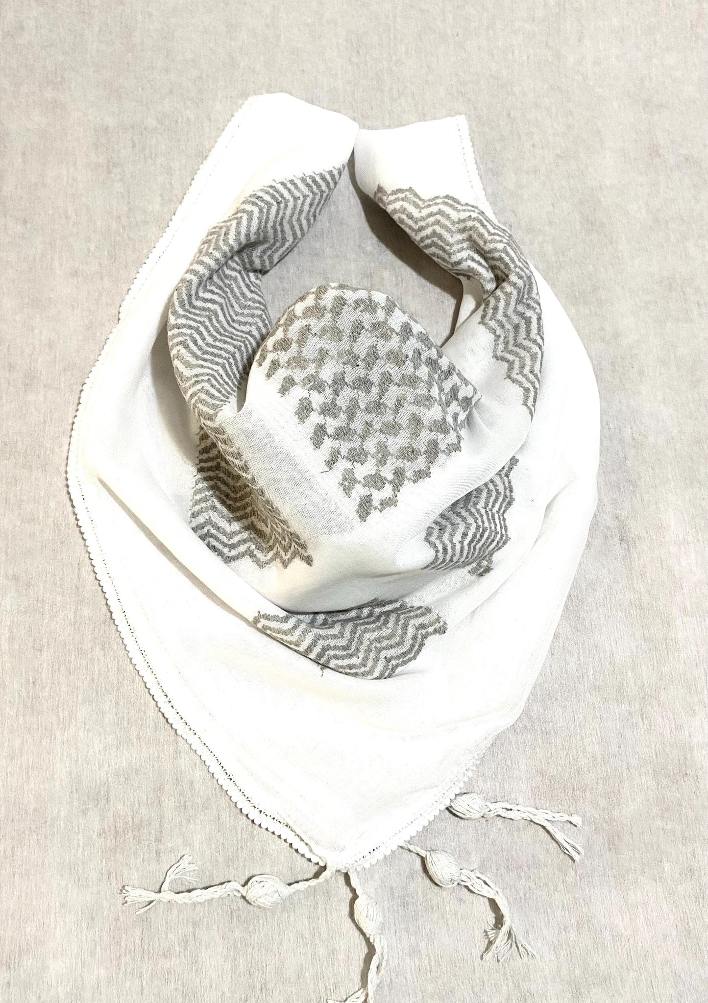 Silver Keffiyeh Scarf, Desert Bandana face Cover, Sahara Arabian Palestine Headwear, Vintage dress Hatta Shemagh Kuffyieh Mixed 2 Colours